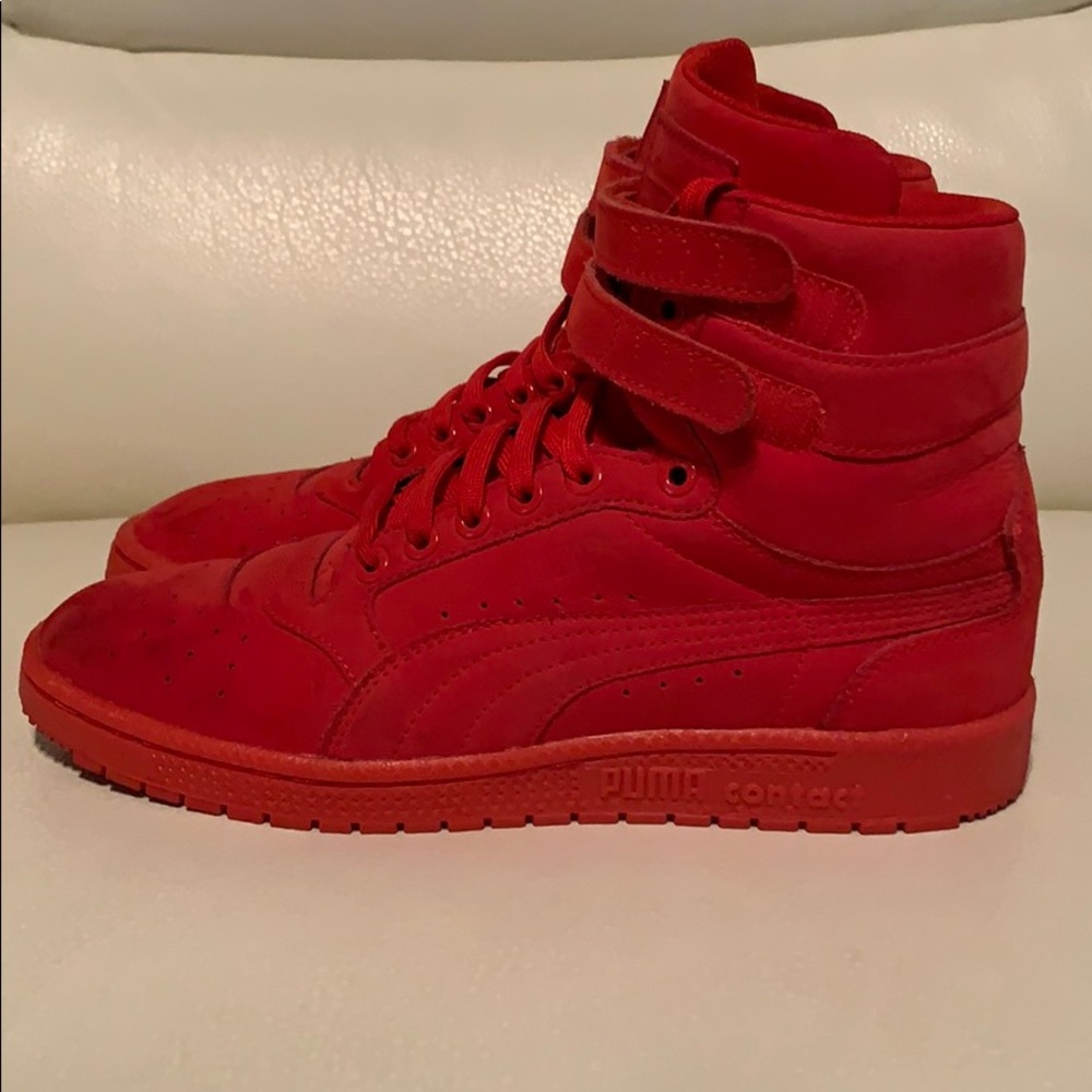 Men’s high top Puma sneakers- Red
